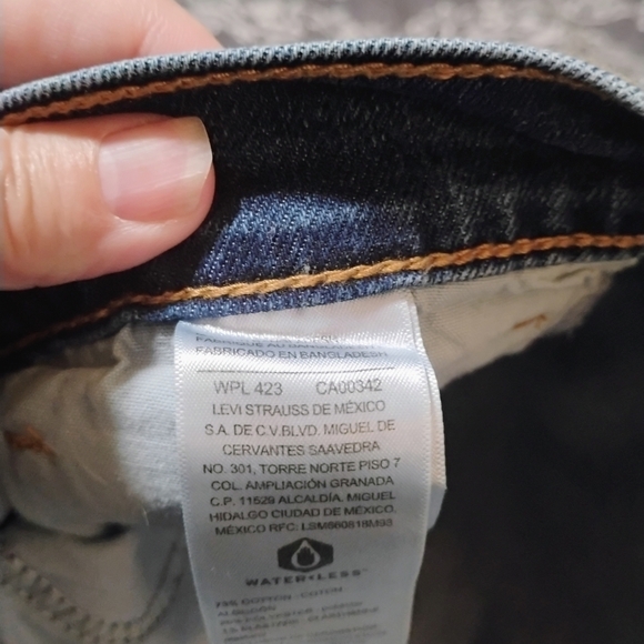 Denizen from Levi's Slim Straight Jeans - Medium Blue - Picture 6 of 14